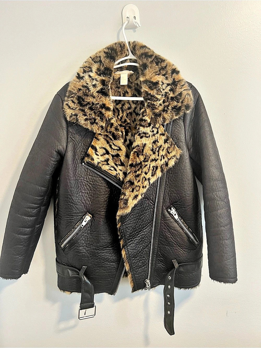 H&M Leopard Print Faux Fur Collar Jacket Size 6